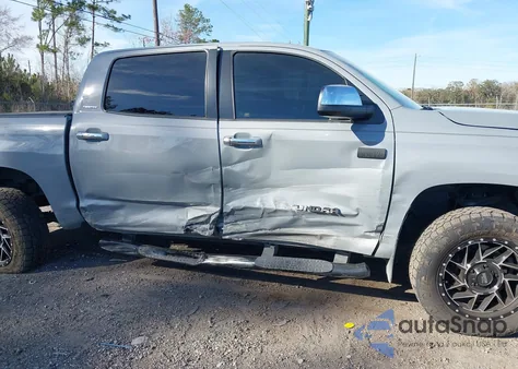 2020 Toyota Tundra Limited z USA, uszkodzony, nr VIN 5TFFY5F18LX259802